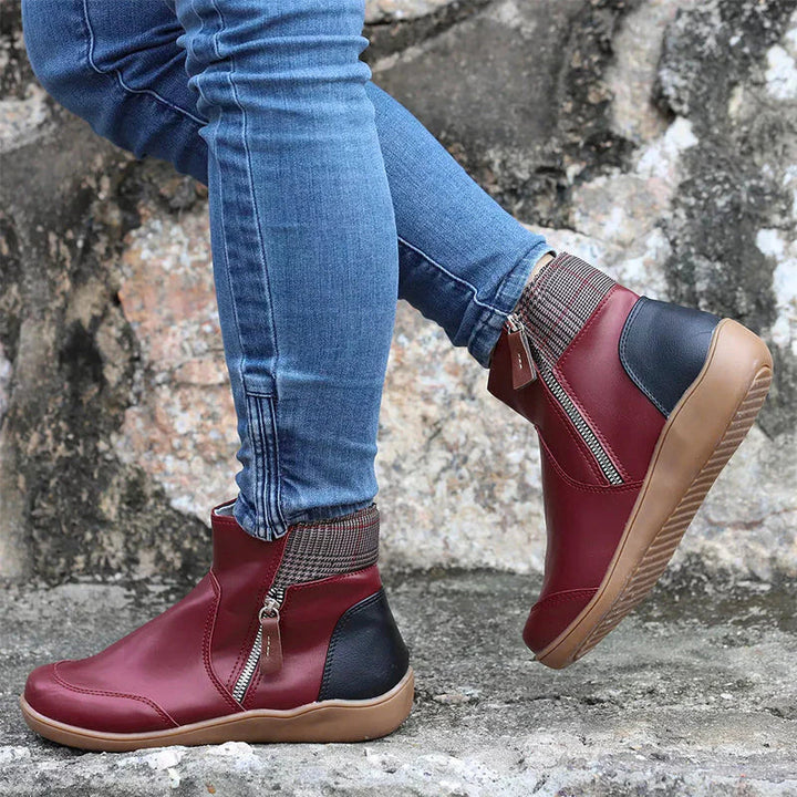 Sidonie | Waterproof Zip Ankle Boots for Women - sole detail