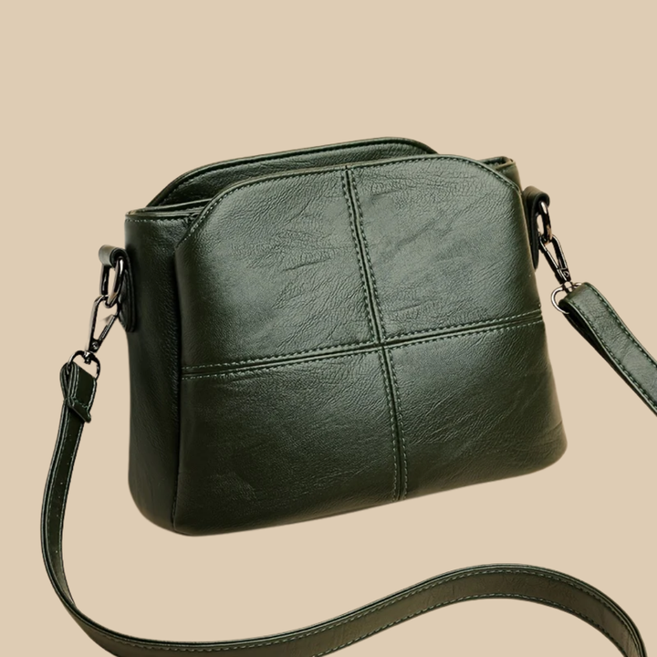 Ludmilla | Black Crossbody Bag for Women - strap detail