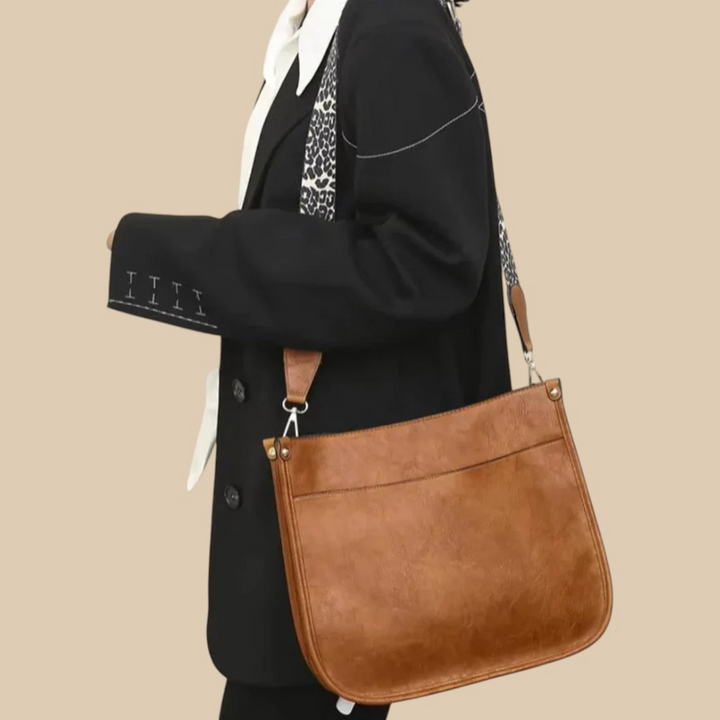 Capucine | Crossbody Shoulder Bag for Women - detail view