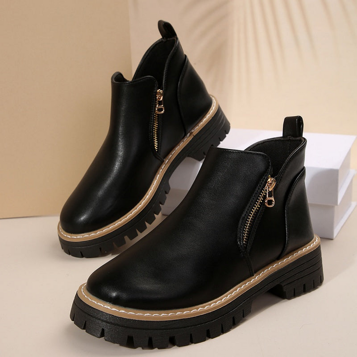 Coralie | Chunky Sole Chelsea Boots for Women - sole detail