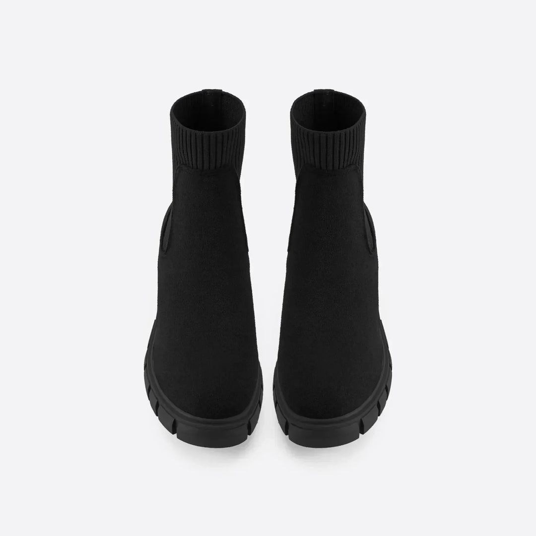 Chunky Lug Sole Chelsea Boots — chelsea boots for women in black