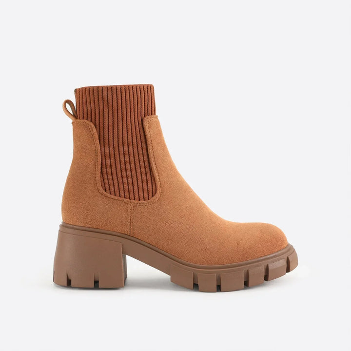 Chunky Lug Sole Chelsea Boots — chelsea boots for women in apricot