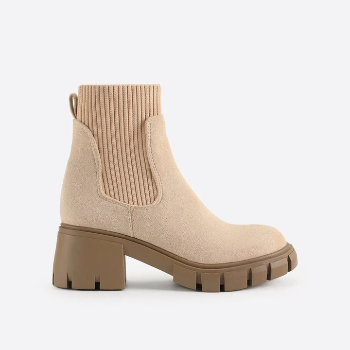 Chunky Lug Sole Chelsea Boots — chelsea boots for women in brown