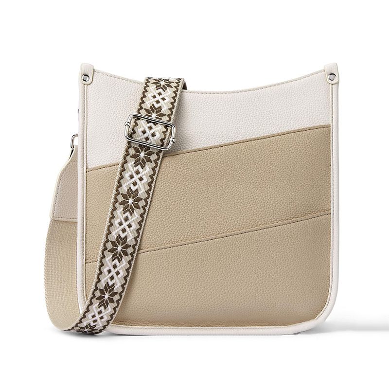 Bertille | Boho Crossbody Bag for Women - close-up