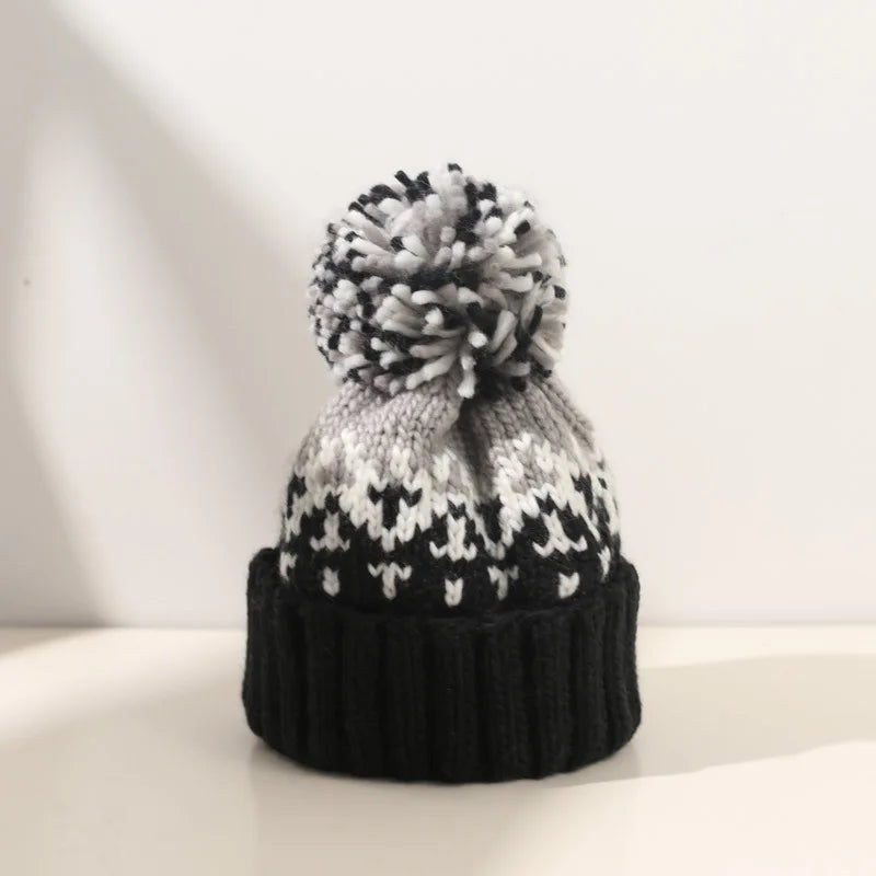 Carys chunky fair isle pom winter toque — image 1