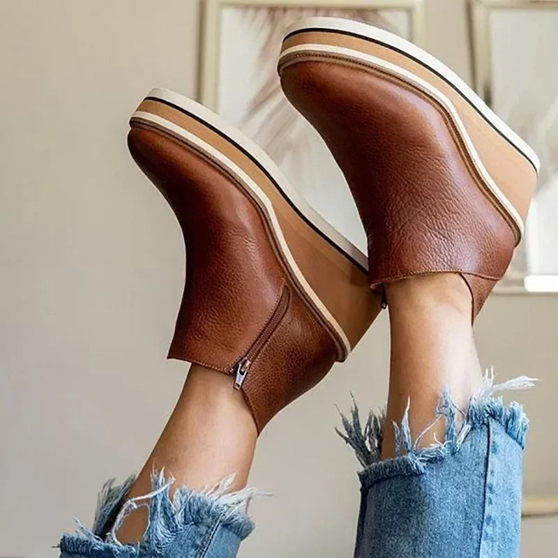 Cordelie Chelsea Boots for women