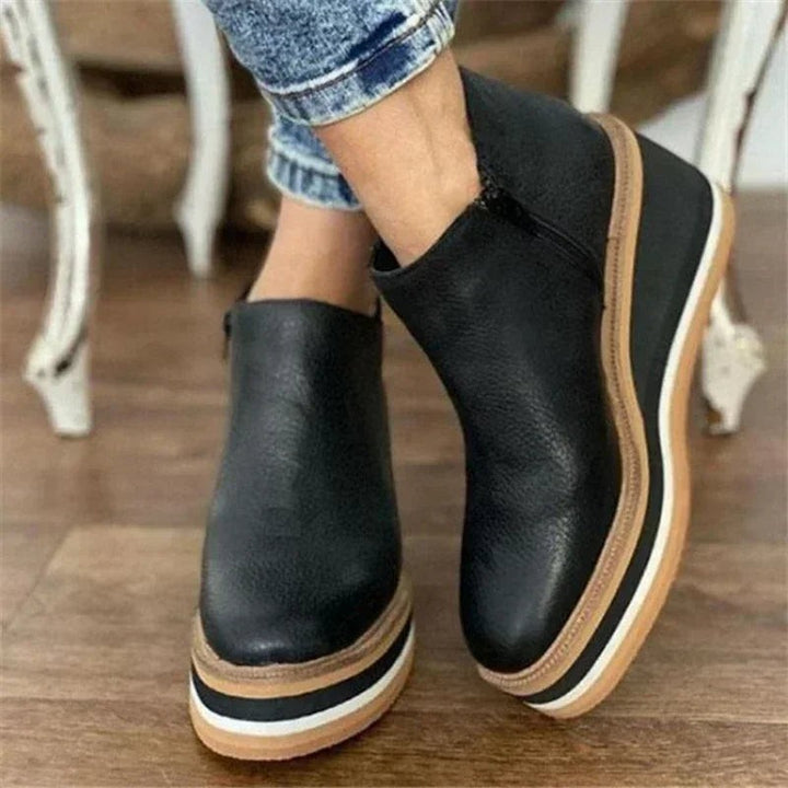 Cordelie Chelsea Boots for women