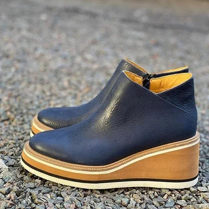 Cordelie Chelsea Boots for women