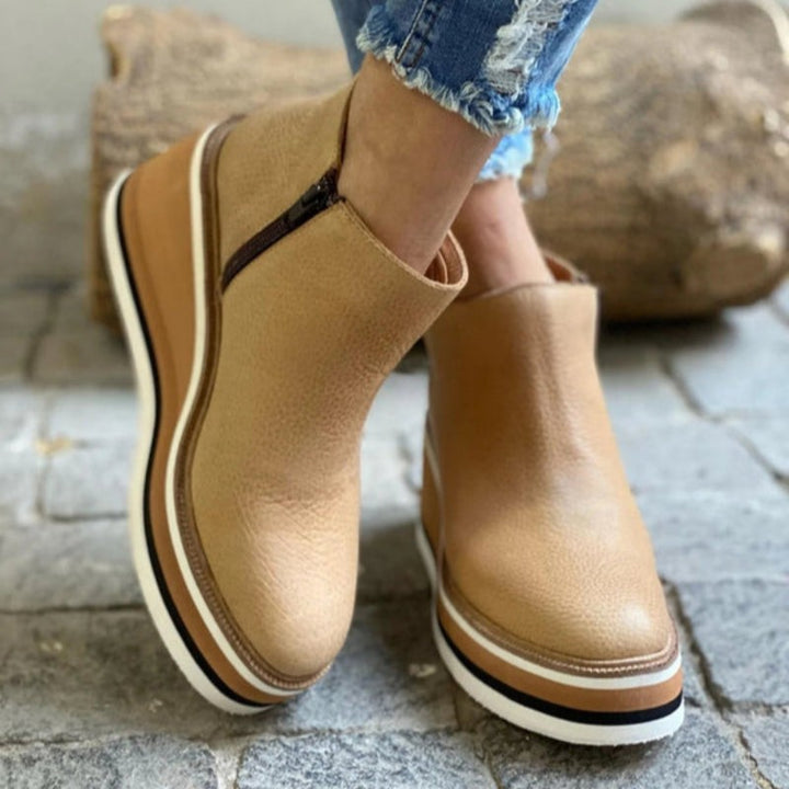 Cordelie Chelsea Boots for women