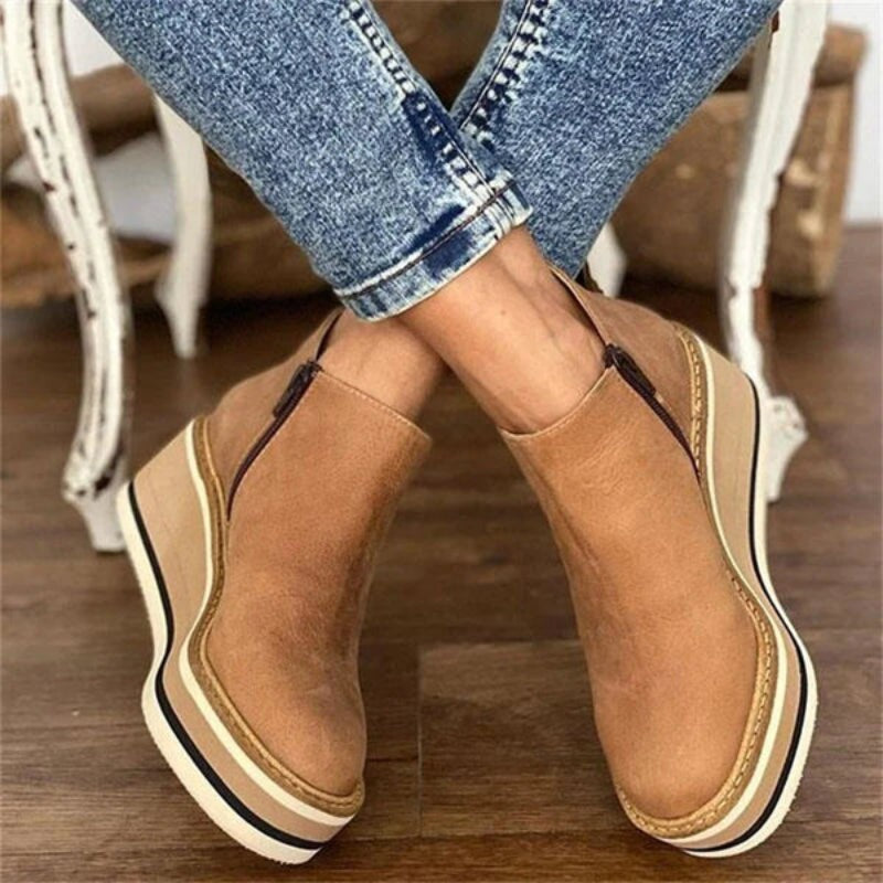 Cordelie Chelsea Boots for women