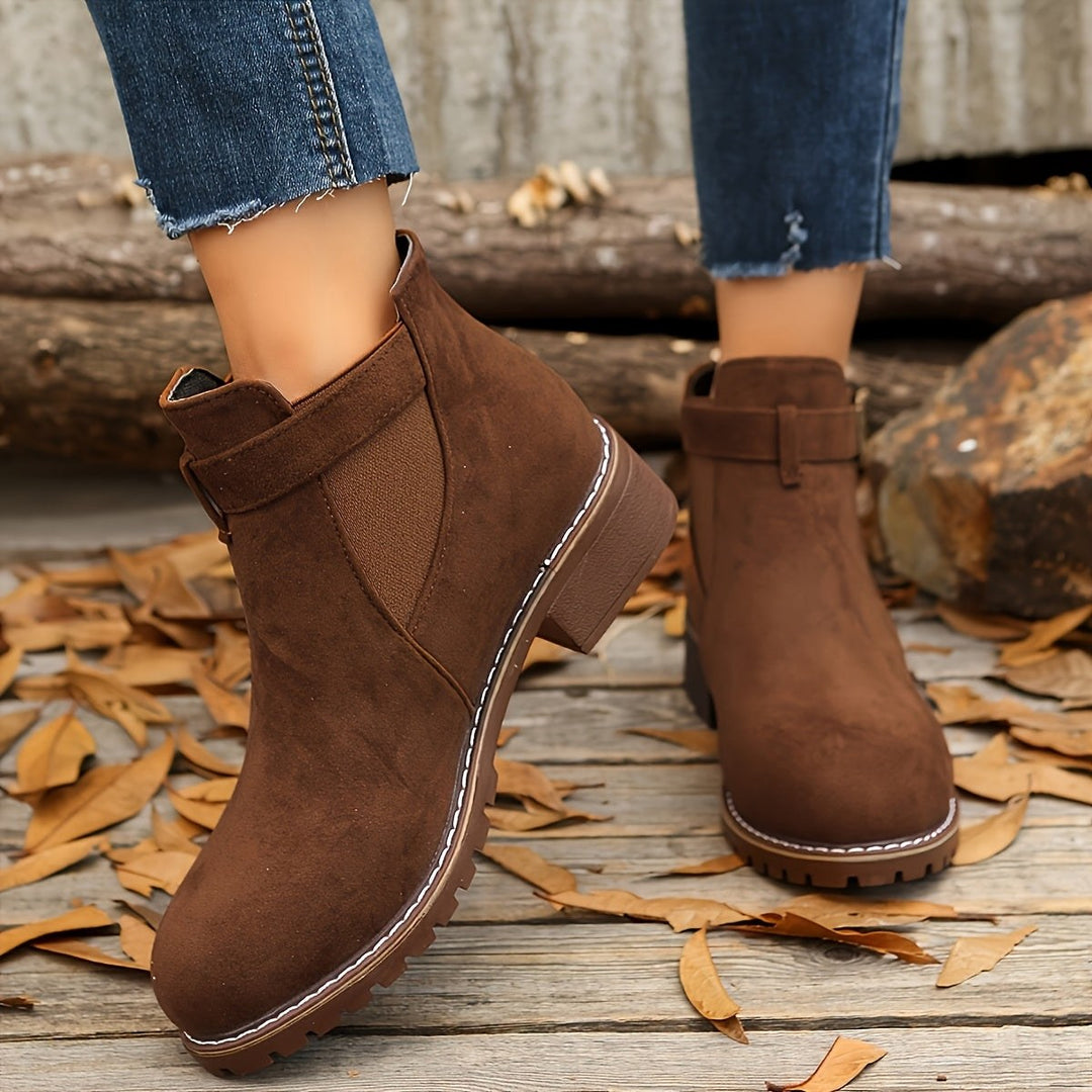 Juniper chunky buckle lug sole chelsea boots — image 6