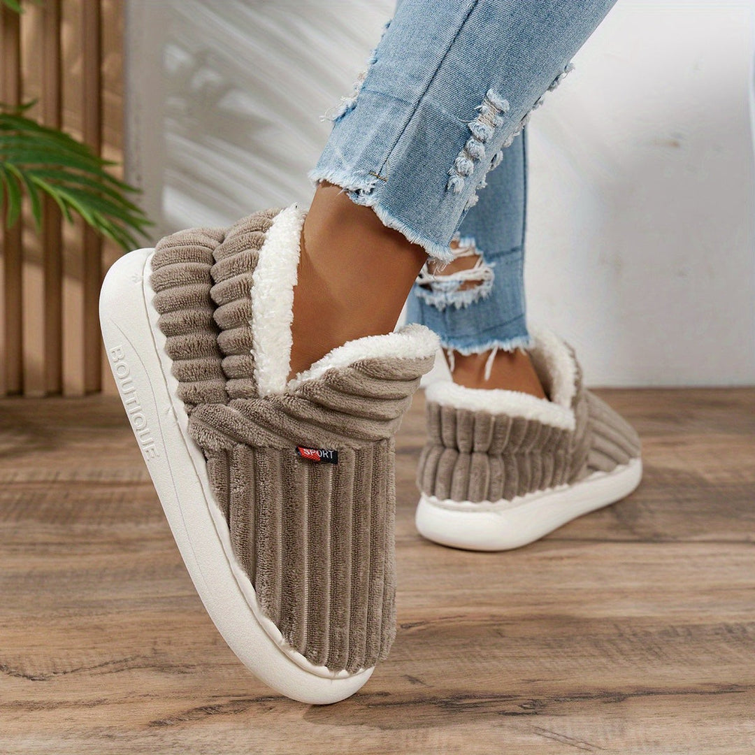 Ursule — Plush Indoor Outdoor House Slippers for Women