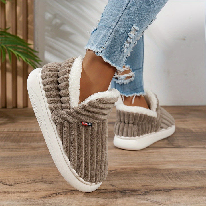 Ursule — Plush Indoor Outdoor House Slippers for Women