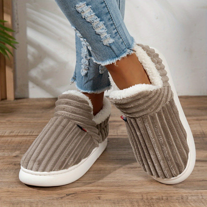 Ursule — Plush Indoor Outdoor House Slippers for Women