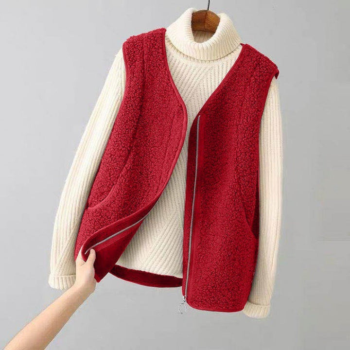 Fleece Vest with Zip Front and Side Pockets in red