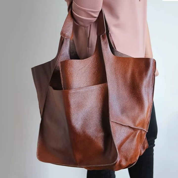Coline | Oversized Leather Tote Bag for Women - close-up