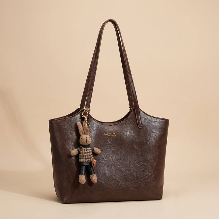 Idalie | Soft Leather Shoulder Tote Bag for Women - strap detail
