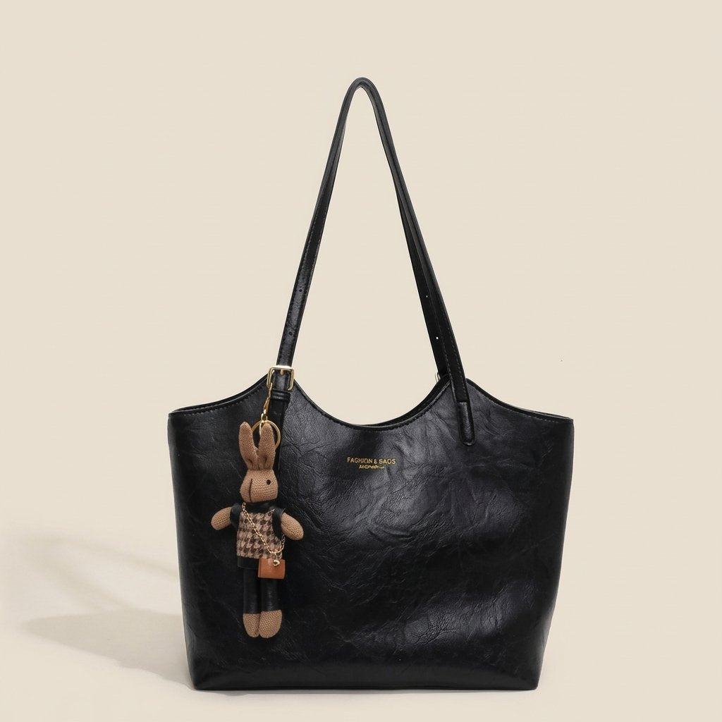Idalie | Soft Leather Shoulder Tote Bag for Women - close-up