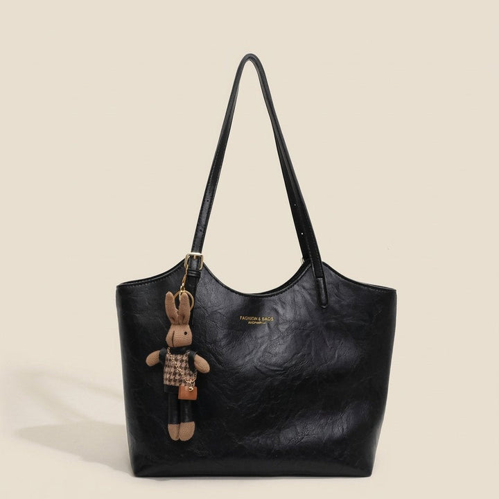 Idalie | Soft Leather Shoulder Tote Bag for Women - close-up